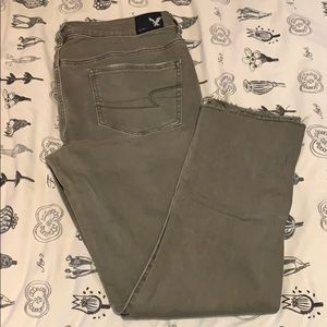 American Eagle Jegging Crop-Olive Green